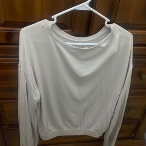 cropped long sleeve shirt